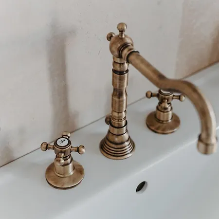 Ráj Na Zemi Venkovský A Kavárna Hotel
